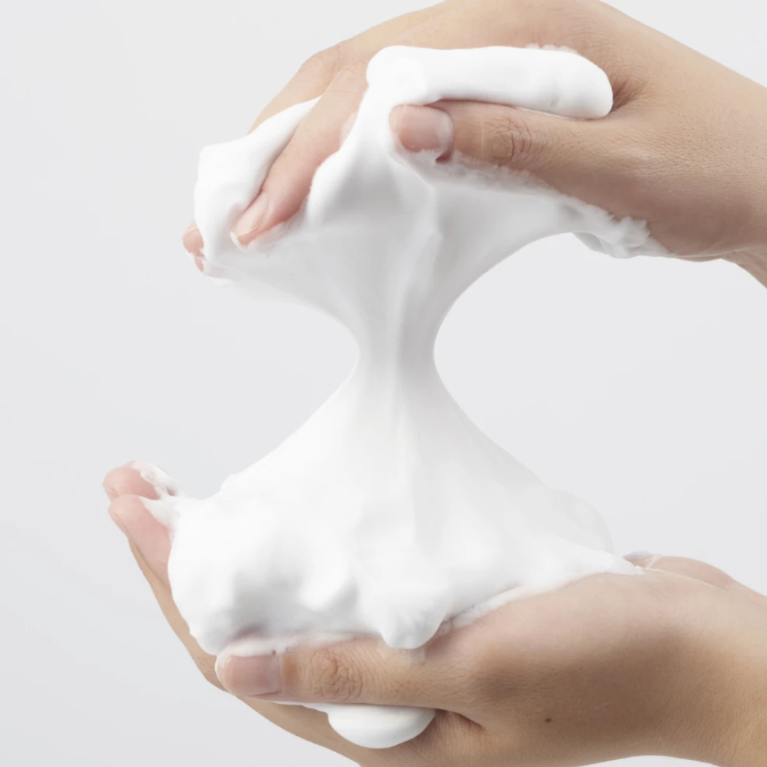 カリグラム　モイストクッションウォッシュ